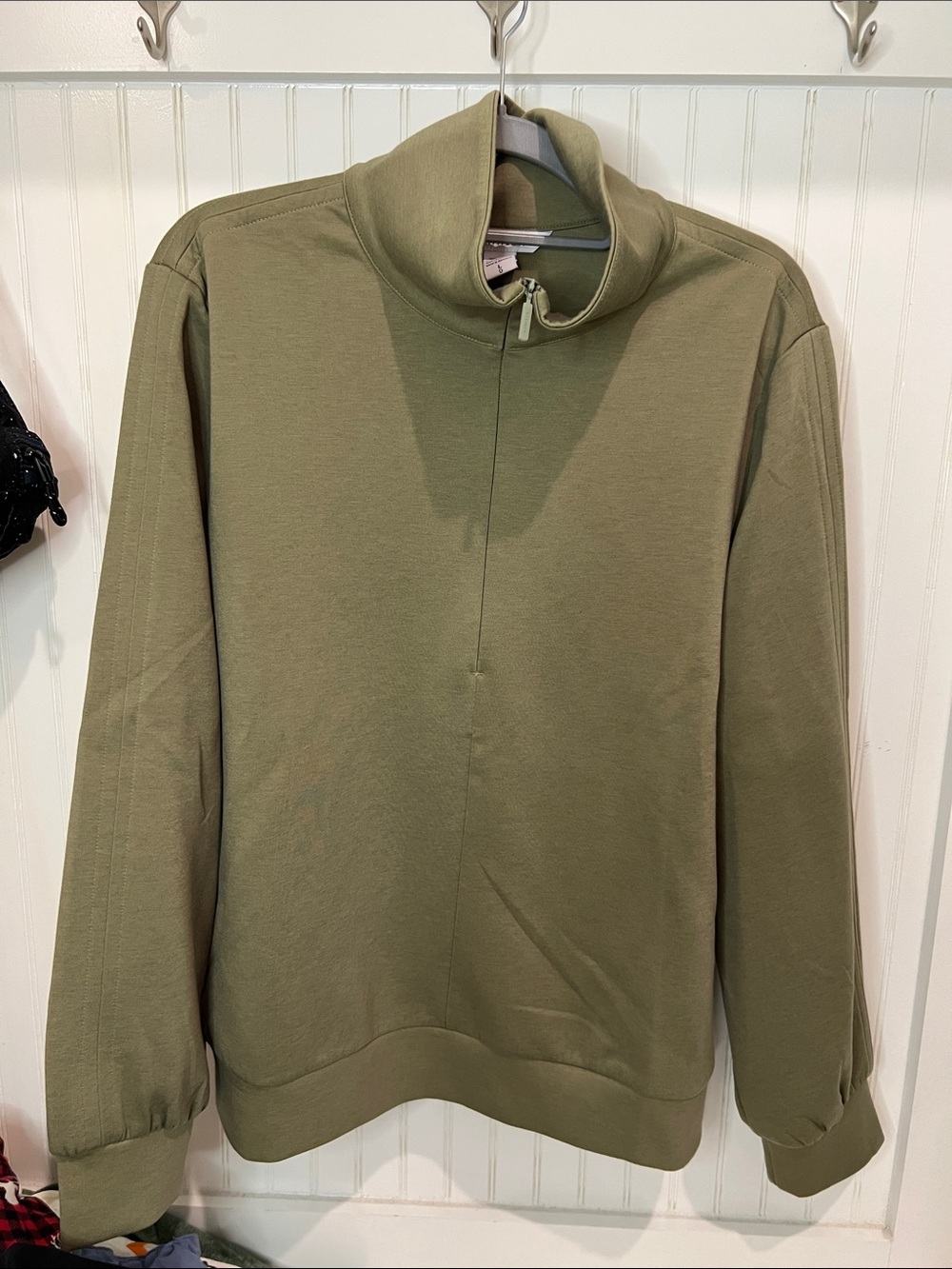Athleta Olive Green V-Neck Pullover Sweater